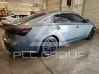2013 Toyota AVALON фото