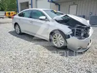 2013 Toyota AVALON фото