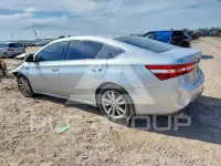 2013 Toyota AVALON фото