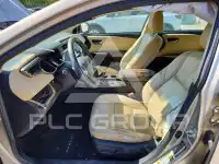2013 Toyota AVALON фото