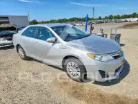 2013 Toyota CAMRY photo