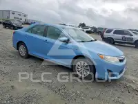 2013 Toyota CAMRY фото