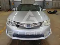 2013 Toyota CAMRY фото