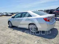 2013 Toyota CAMRY фото
