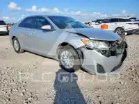 2013 Toyota CAMRY фото