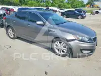 2013 KIA Optima photo
