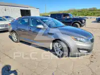 2013 KIA Optima photo