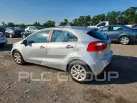 2013 KIA Rio photo