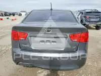 2013 KIA Forte photo