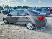 2013 KIA Forte photo