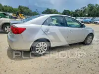 2013 KIA Forte photo