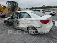 2013 KIA Forte photo