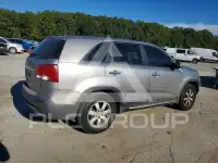 2013 KIA Sorento photo
