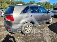 2013 KIA Sorento photo