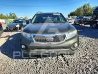 2013 KIA Sorento photo