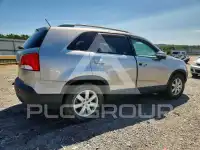 2013 KIA Sorento photo