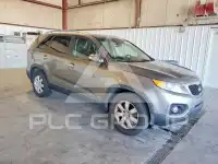 2013 KIA Sorento photo
