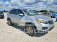 2013 KIA Sorento фото