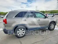2013 KIA Sorento photo