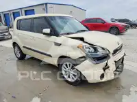 2013 KIA Soul photo