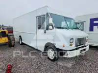 2013 Ford F-590 photo
