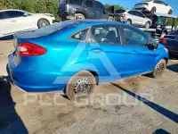 2013 Ford FIESTA фото