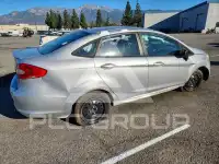 2013 Ford FIESTA фото