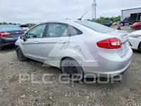 2013 Ford FIESTA фото