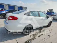 2013 Ford FIESTA photo