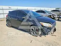 2013 Ford FOCUS фото