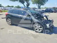 2013 Ford FOCUS фото