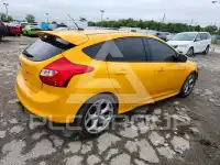 2013 Ford FOCUS photo