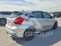 2013 Ford FOCUS фото