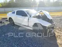 2013 Ford MUSTANG photo