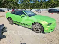 2013 Ford MUSTANG фото
