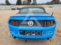 2013 Ford MUSTANG фото