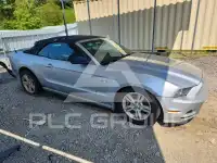 2013 Ford MUSTANG фото