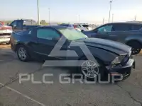 2013 Ford MUSTANG фото