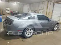 2013 Ford MUSTANG photo