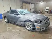 2013 Ford MUSTANG photo
