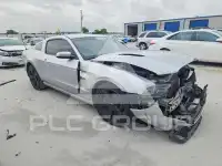 2013 Ford MUSTANG photo