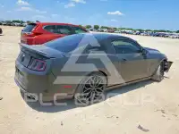 2013 Ford MUSTANG фото