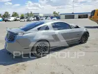 2013 Ford MUSTANG фото