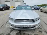 2013 Ford MUSTANG фото