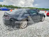2013 Ford MUSTANG фото