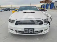 2013 Ford MUSTANG фото