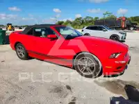 2013 Ford MUSTANG photo