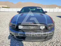 2013 Ford MUSTANG фото