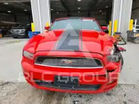2013 Ford MUSTANG фото