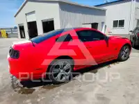 2013 Ford MUSTANG фото
